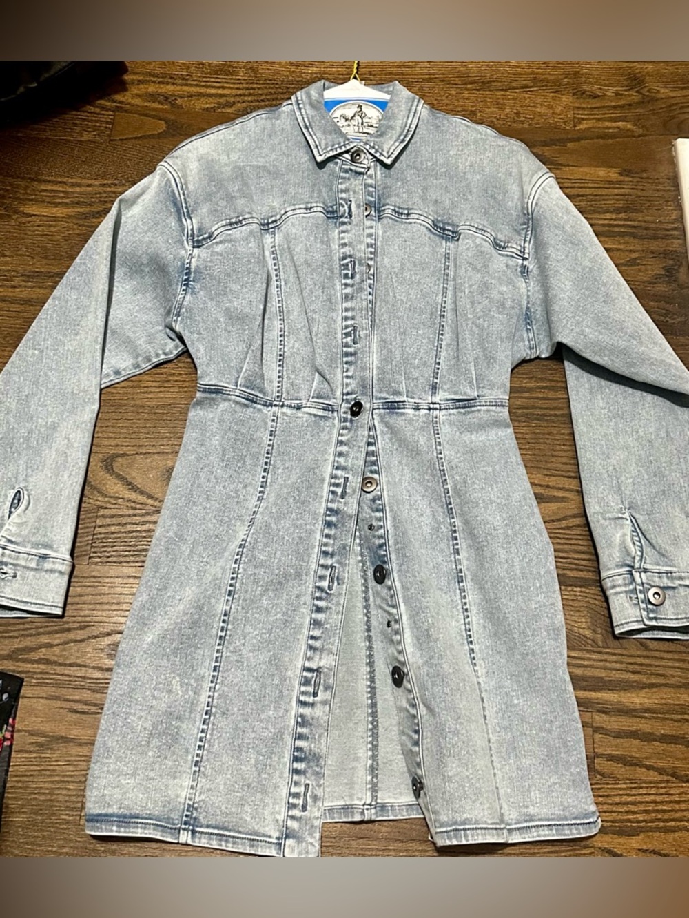 Free People Women’s Button-Front Denim Shirt Dress. Size 2. BNWOT.